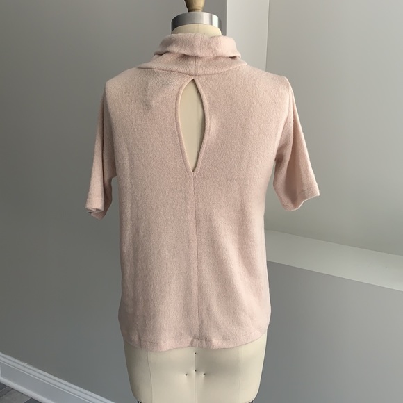 Woman top - Picture 3 of 6